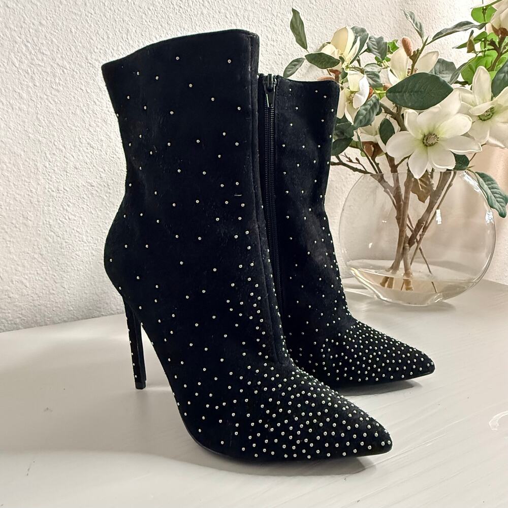 Steve Madden boots studded stilettos black bootie 6